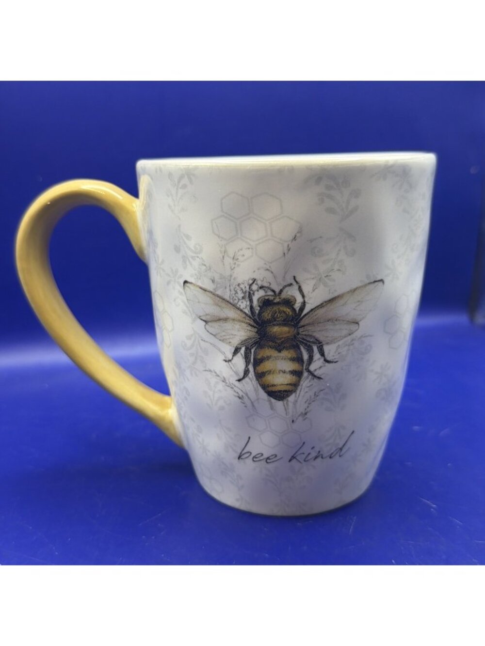 Susan Winget Certified International Bee Kind Honey Bee B2 12oz Ceramic Mug Cup